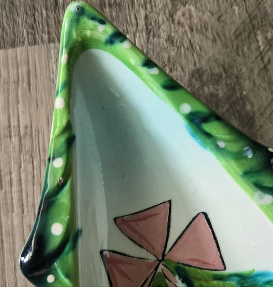 Vintage Japan Ceramic Christmas Tree Dish Blue Bell Pink Bow Hand Painted 10" - Picture 8 of 10